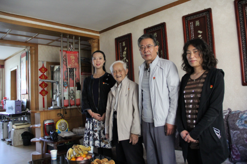 中共青海省第三建筑工程有限公司支部委員會(huì)開展&ldquo;走訪慰問暖人心，紅色精神永傳承&rdquo;活動(dòng)