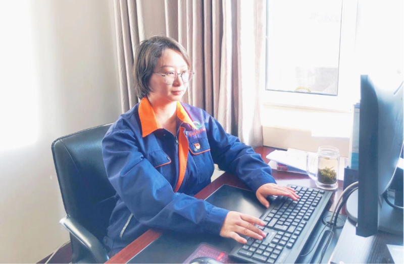 省物產(chǎn)集團(tuán)黨務(wù)工作者、先進(jìn)模范持續(xù)熱議黨的二十大精神（二）