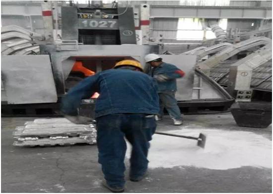 加強(qiáng)法治觀念、保障安全生產(chǎn)  嚴(yán)抓細(xì)管助推電解鋁安全生產(chǎn)新局面