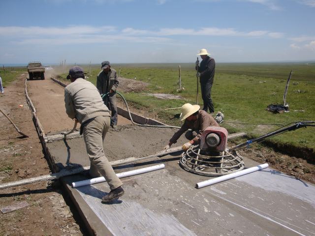 青海物產(chǎn)集團全力推進(jìn)&ldquo;百企聯(lián)百村&rdquo;活動