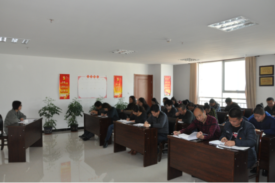 集團(tuán)黨委委員、副總經(jīng)理劉玲同志宣講黨的十九大精神